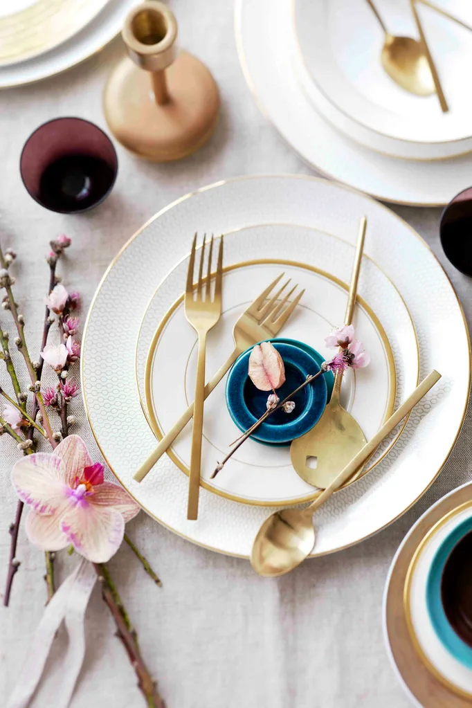 Pretty spring dinner party | Home Beautiful Magazine Australia