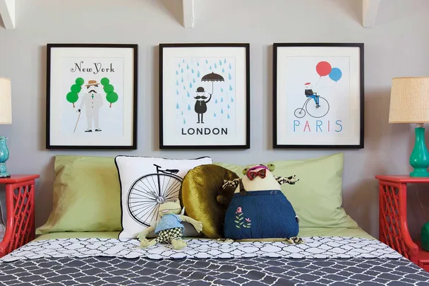 Guest bedroom