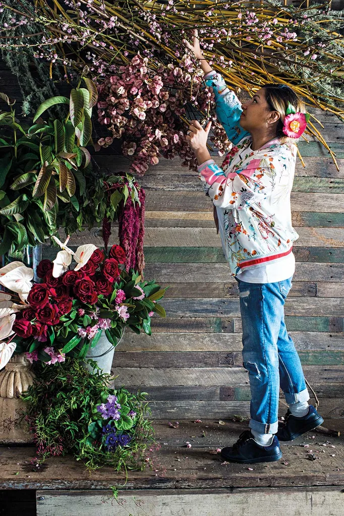 Floral bounty | Home Beautiful Magazine Australia