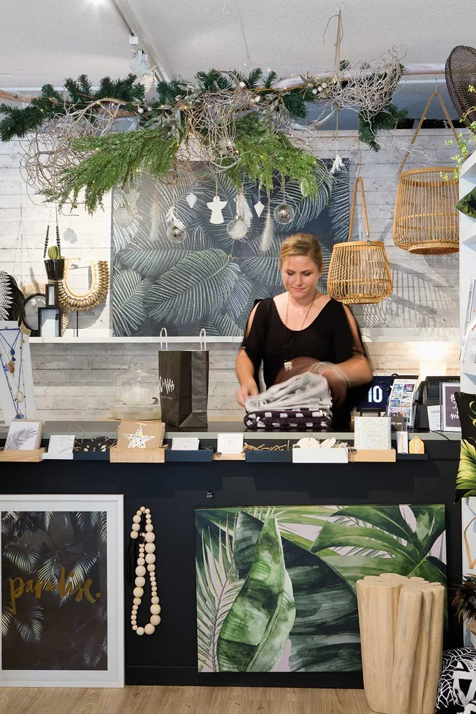 Shopping Precinct Noosaville QLD | Home Beautiful Magazine Australia
