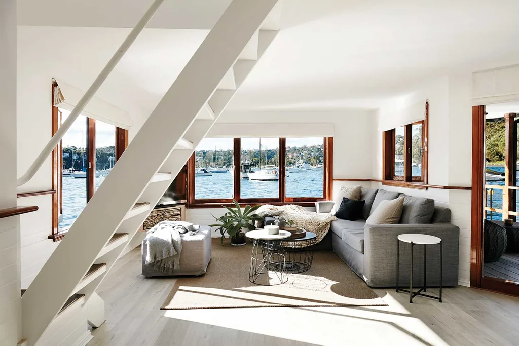 Houseboat on Sydney Harbour | Home Beautiful Magazine Australia