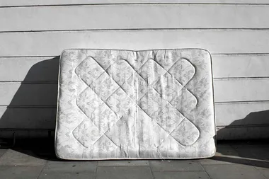Reddit user turns old mattress into a couch for $100