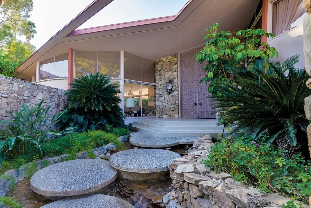 Elvis Presley's mid century modern home | Home Beautiful Magazine Australia