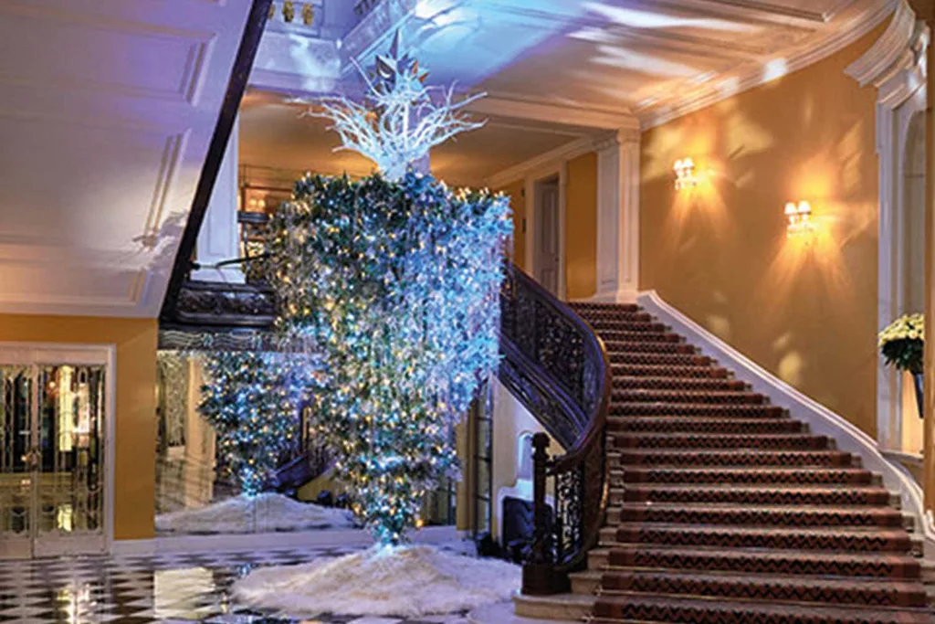 Claridge's famous Christmas tree by Karl Lagerfeld | Home Beautiful Magazine Australia