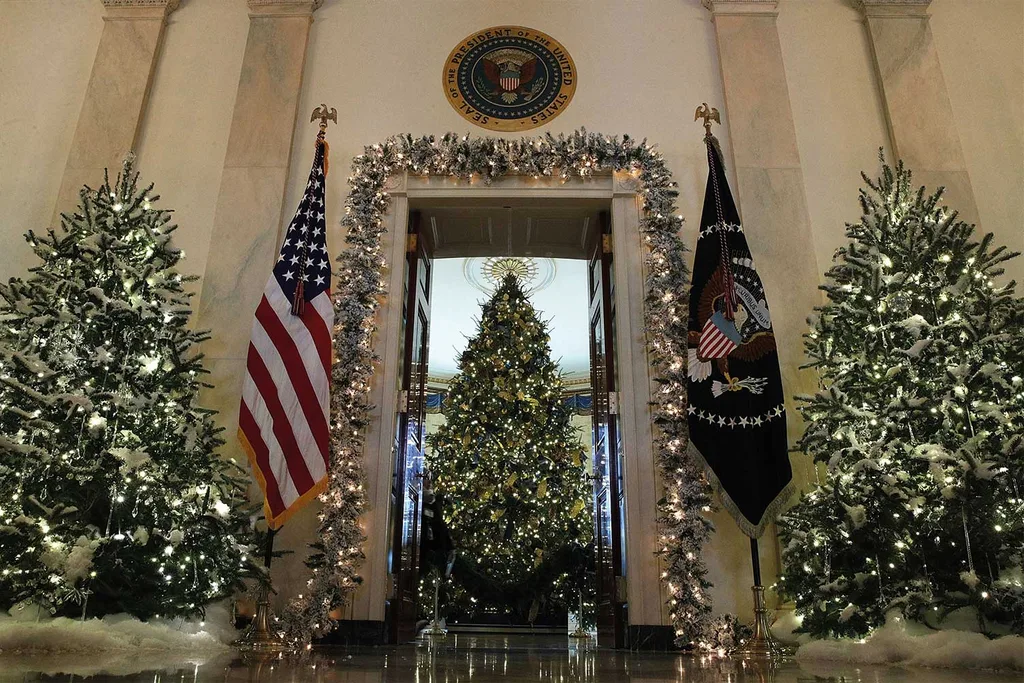 The White House celebrates Christmas | Home Beautiful Magazine Australia