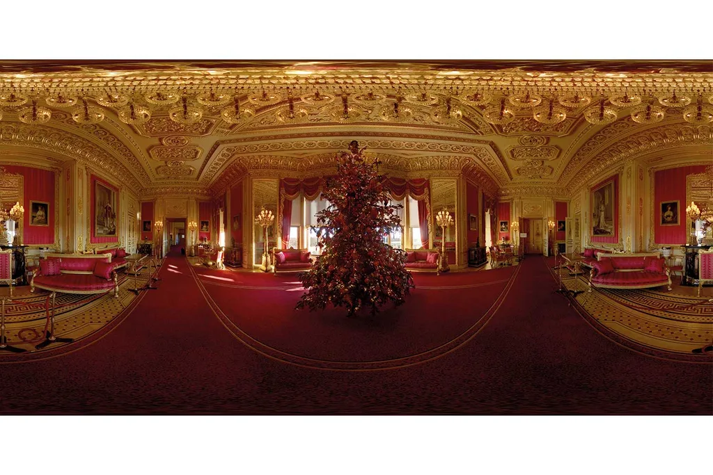 The Queen celebrates Christmas with golden decorations at Windsor Castle | Home Beautiful Magazine Australia