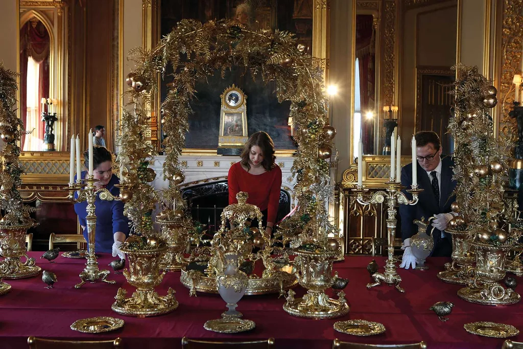 The Queen celebrates Christmas with golden decorations at Windsor Castle | Home Beautiful Magazine Australia
