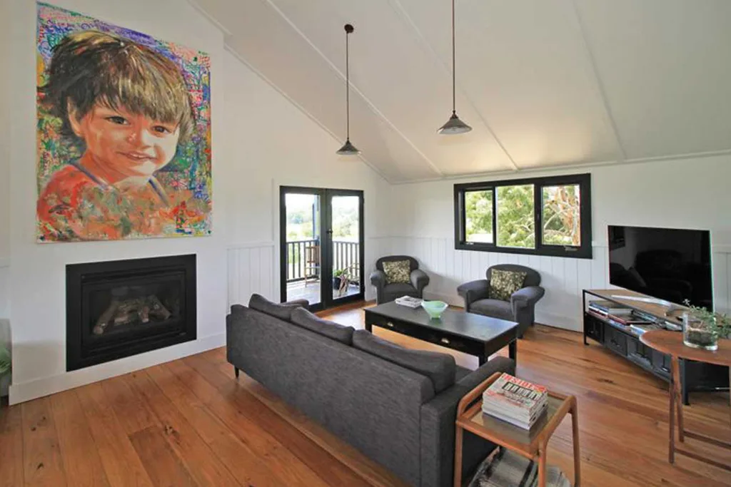 Asher Keddie and husband Vincent Fantauzzo have put their country estate on the market | Home Beautiful Magazine Australia
