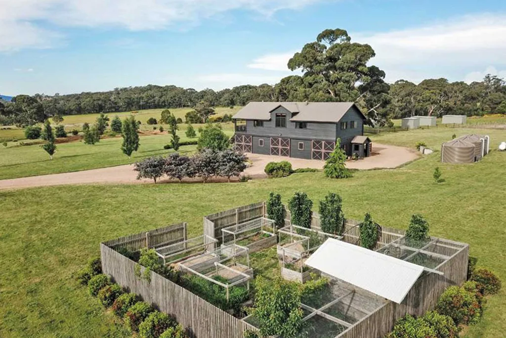 Asher Keddie and husband Vincent Fantauzzo have put their country estate on the market | Home Beautiful Magazine Australia
