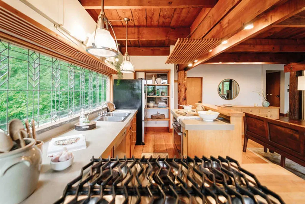 This amazing luxury treehouse just won home of the year! | Home Beautiful Magazine Australia