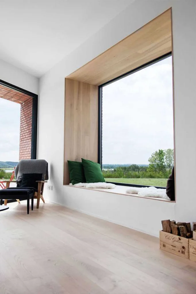 Classic or contemporary, make the most of your bay window | Home Beautiful Magazine Australia