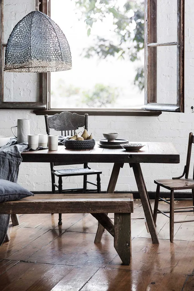 How to mismatch your dining chairs on purpose | Home Beautiful Magazine Australia