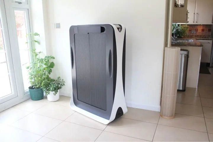 This new robot irons your clothes