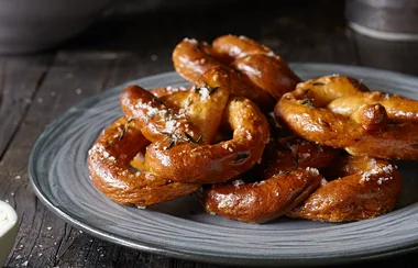 Salted thyme pretzels