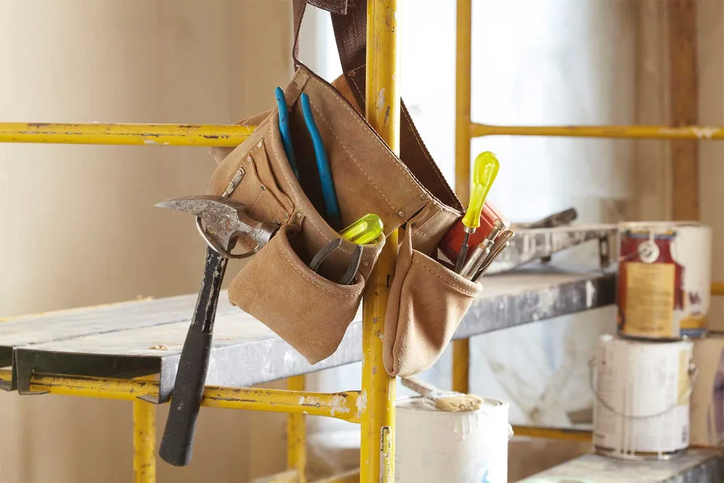 Seven etiquette rules for working with tradies | Home Beautiful Magazine Australia