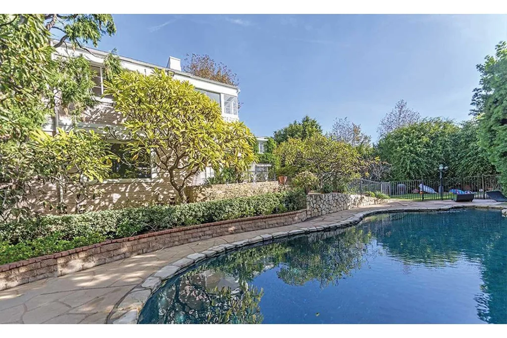 Whoopi Goldberg lists her Hollywood estate for USD8.75M | Home Beautiful Magazine Australia