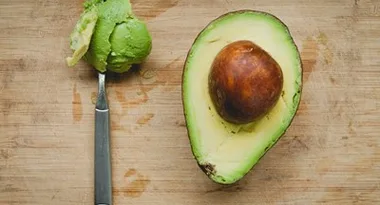 How to soften an avocado instantly for your smashed avo on toast