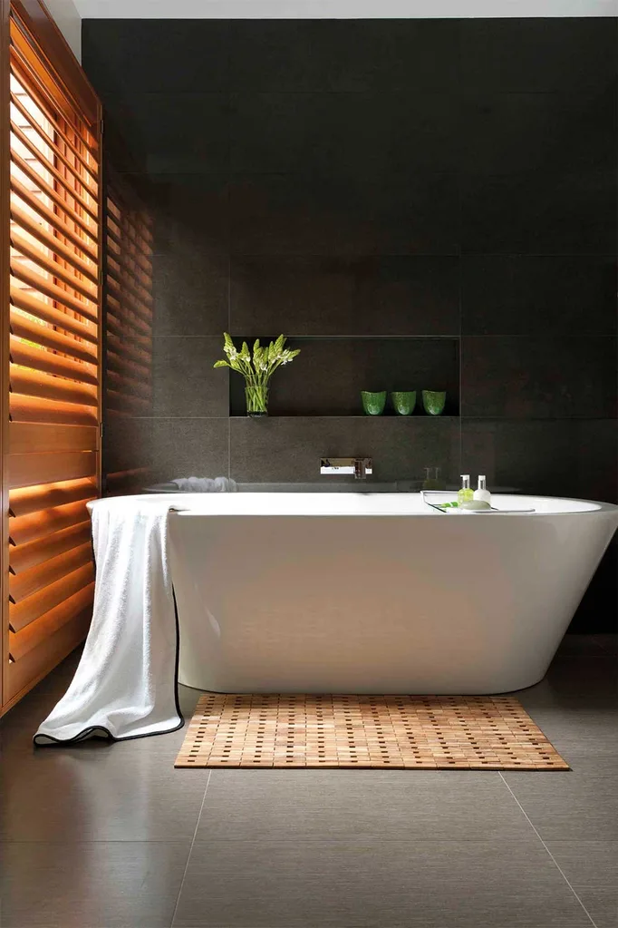 A renovator’s guide to showers vs baths | Home Beautiful Magazine Australia