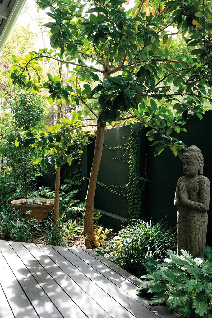 Trending: A beginner's guide to the perfect garden sculpture | Home Beautiful Magazine Australia