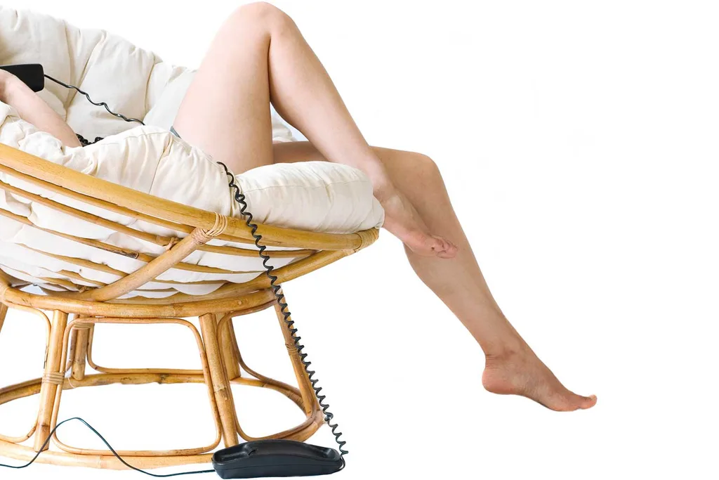 Hold the phone, the Papasan chair is back! | Home Beautiful Magazine Australia