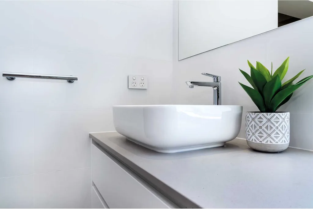 Bathroom renovation from dingey to dayspa | Home Beautiful Magazine Australia