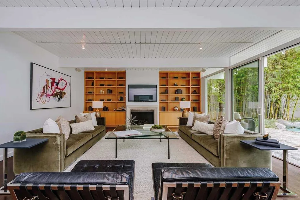 Taylor Swift is selling another incredible home | Home Beautiful Magazine Australia