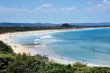 Shopping precinct: Byron Bay