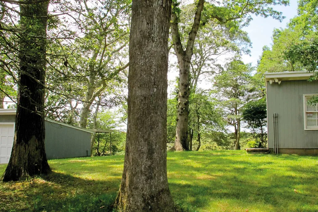 Rent Marilyn Monroe's windmill home | Home Beautiful Magazine Australia
