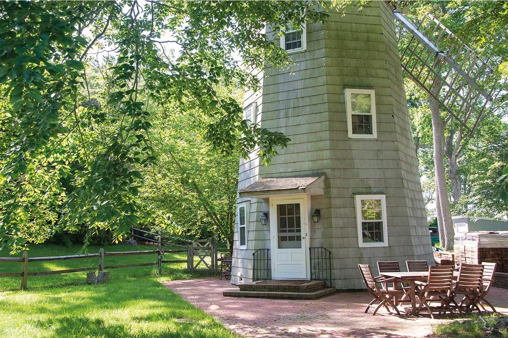 Rent Marilyn Monroe's windmill home | Home Beautiful Magazine Australia