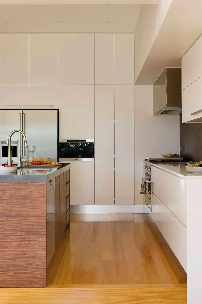 Kitchens with timber floorboards | Home Beautiful Magazine Australia