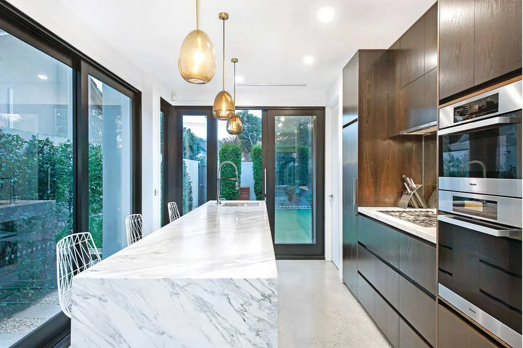 Bec and Chris Judd have sold their lavish Brighton home | Home Beautiful Magazine Australia