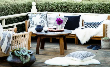 Create a winter retreat…outdoors