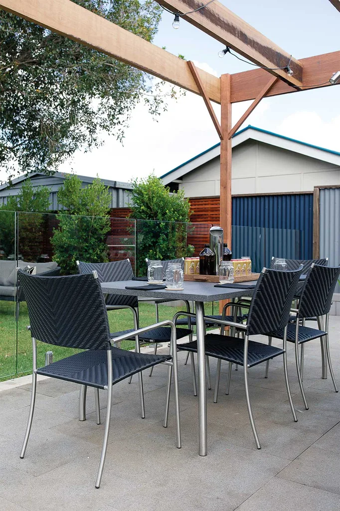 House Rules reveal: The backyard battle Round 1 | Home Beautiful Magazine Australia