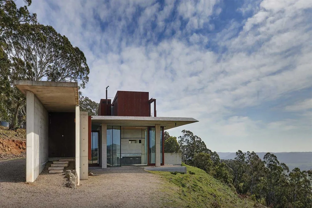 Incredible 'invisible' home is sold for $3million | Home Beautiful Magazine Australia