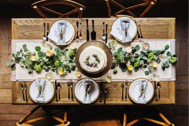 Easy winter entertaining – tips for setting the perfect table