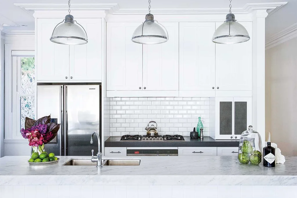 5 kitchens that celebrate white subway tiles | Home Beautiful Magazine Australia