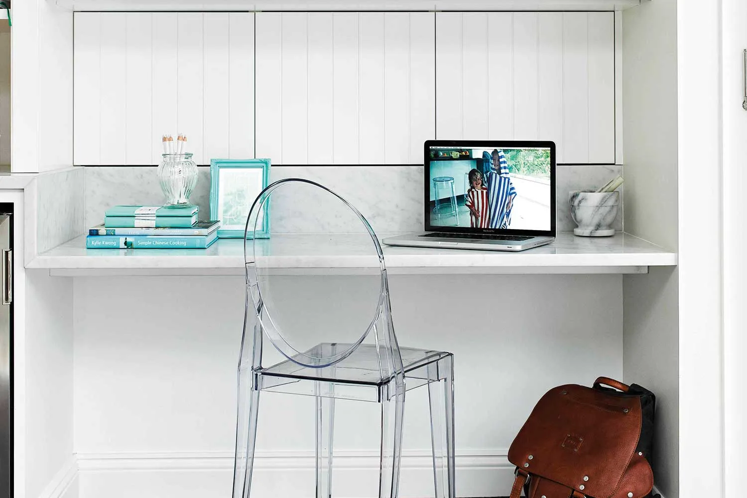 12 finds to instantly spruce up your workspace