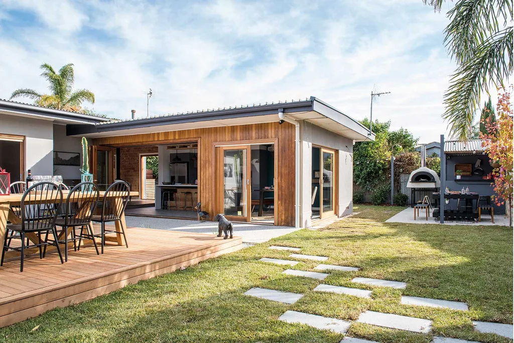 House Rules reveal: Battle of the backyards Part 3 | Home Beautiful Magazine Australia