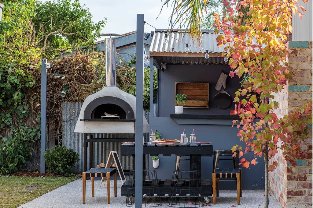 House Rules reveal: Battle of the backyards Part 3 | Home Beautiful Magazine Australia