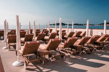 This art will make your mid-century Mediterranean dreams come true
