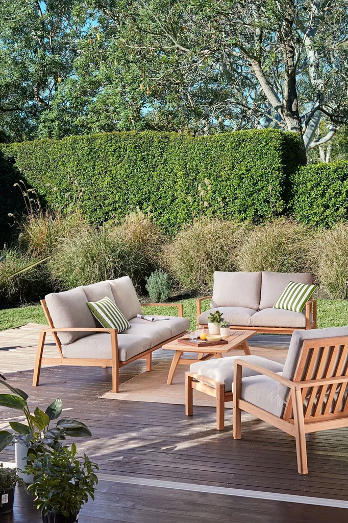 Outdoor setting