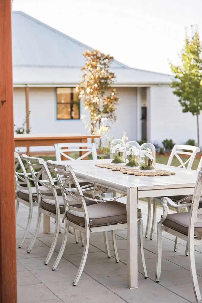 Before & After: From rusty shed to rustic chic