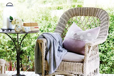 14 of the best decorating ideas for cane and wicker outdoor furniture