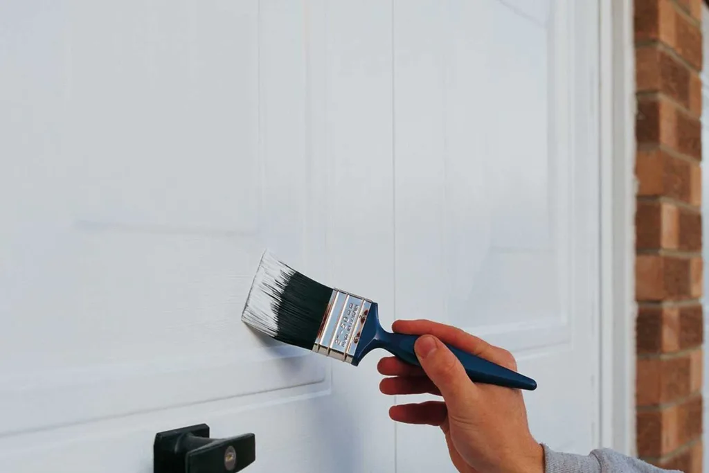 How to paint your garage door