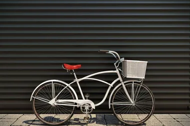 How to refresh your garage door