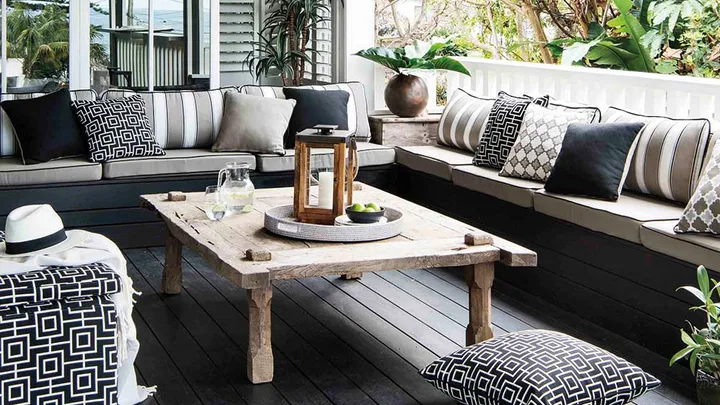 outdoor coffee table with banquette seating
