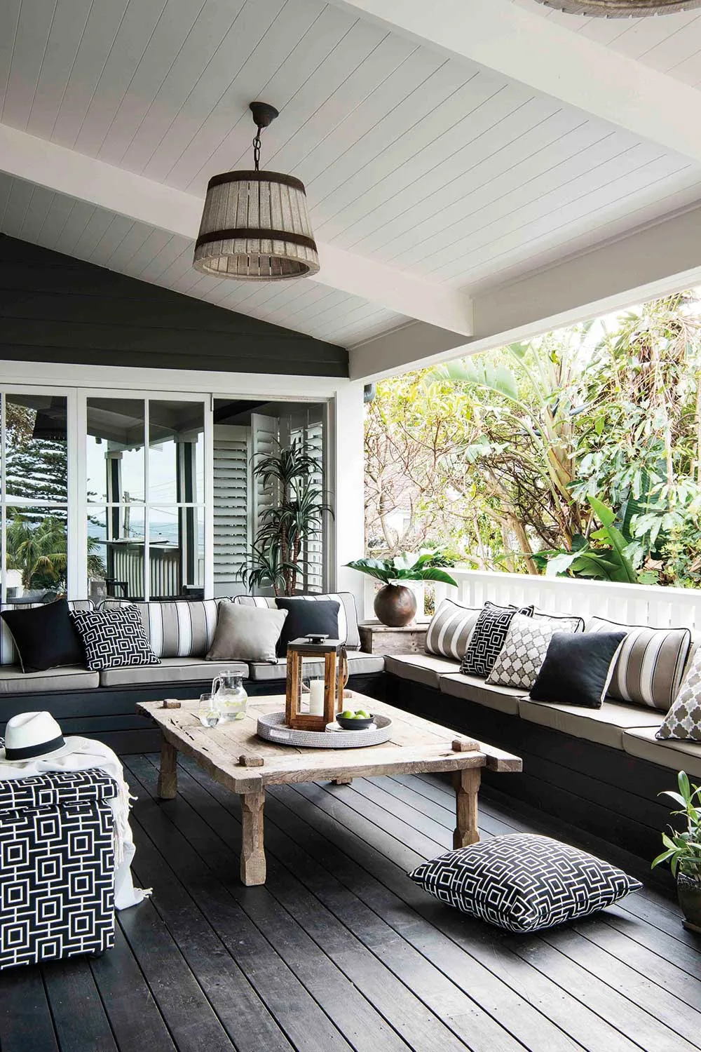 outdoor coffee table with banquette seating 