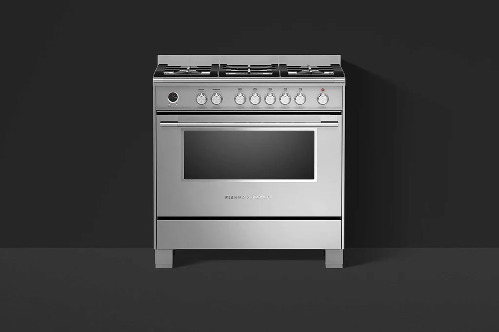 Fisher & Paykel is doing freestanding cookers now and we’re redecorating!