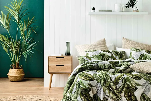 9 fabulous decor buys for under $100
