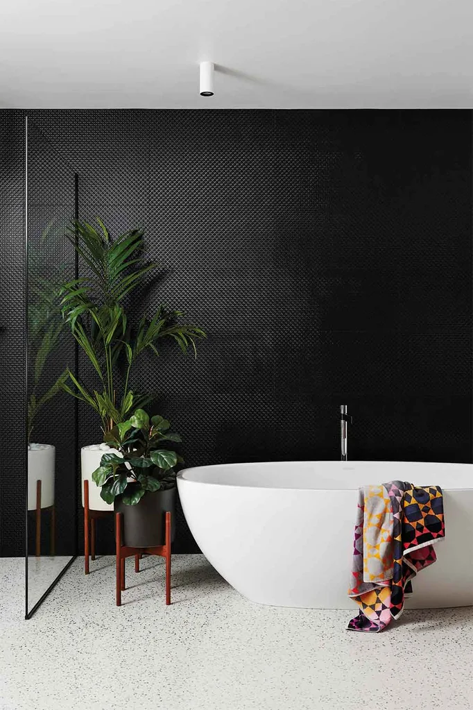 4 trends to look for in bathroom tiles design